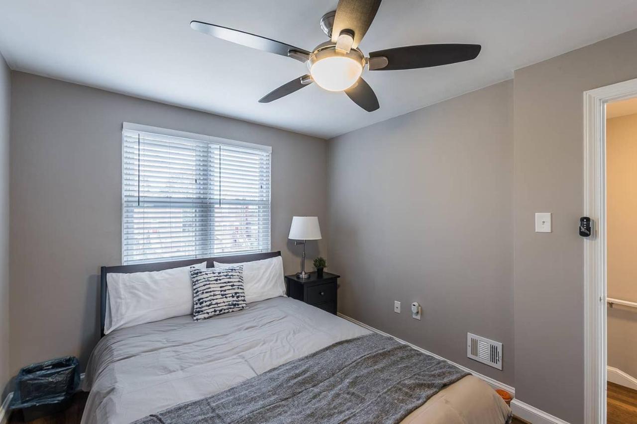 Beautiful 3Br 2Ba House With Cozy Backyard By Cozysuites Alexandria Exterior photo